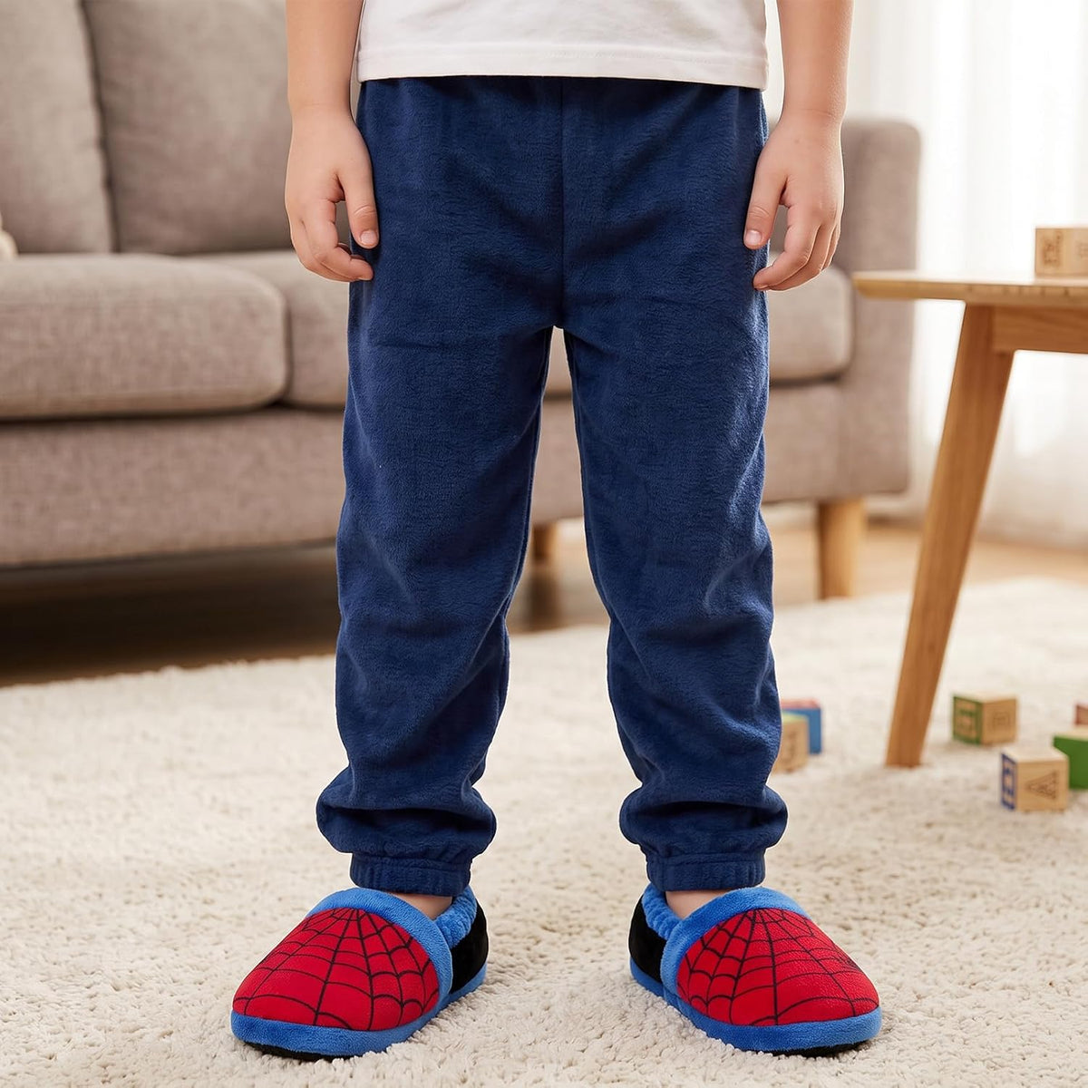 IceUnicorn Kids Slippers Boys Girls Plush Warm House Shoes Non-Slip Soft Memory Foam Comfort Home Slippers for Indoor Outdoor